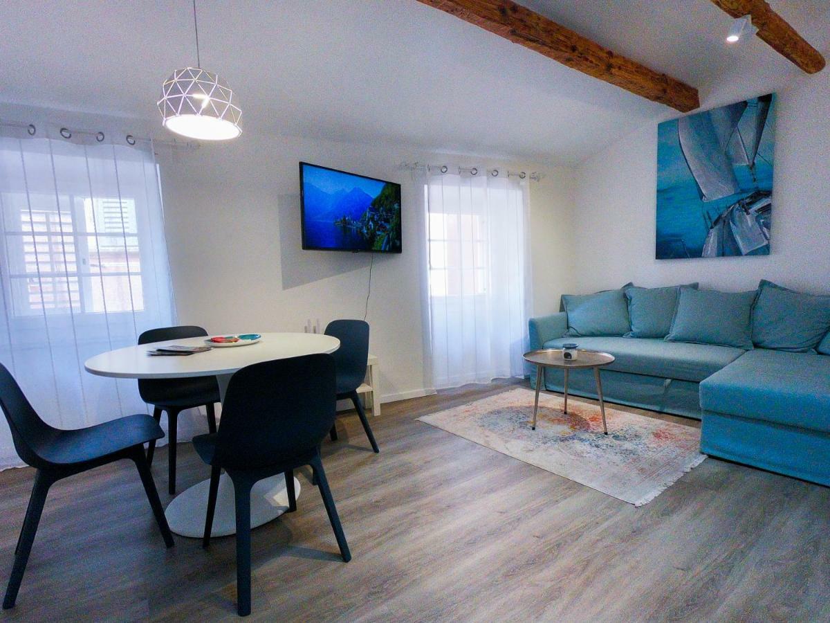 Sea Apartment Carera 로비니 외부 사진